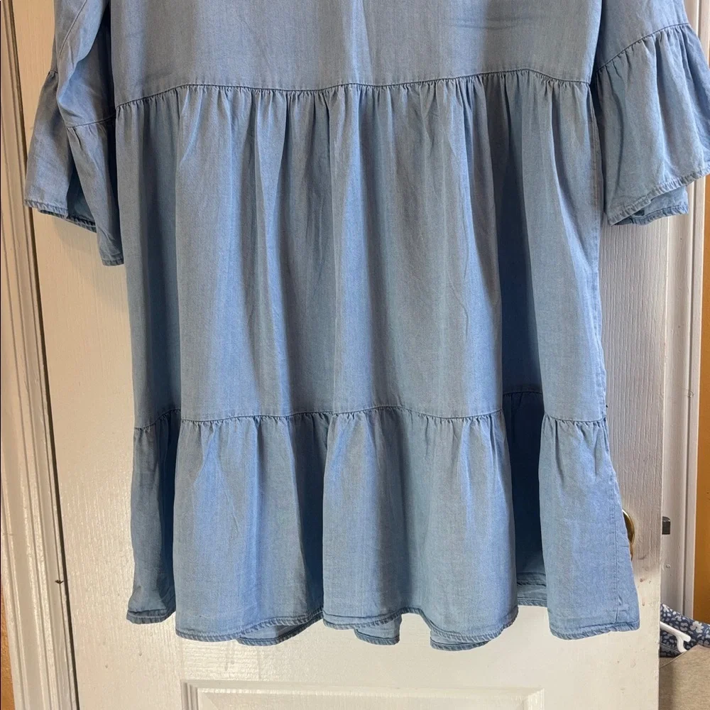 AMISU LIGHT BLUE DENIM DRESS TWO TIERED V NECK 3/4β BELL SLEEVES BOTTOM RUFFLE - Picture 4 of 16
